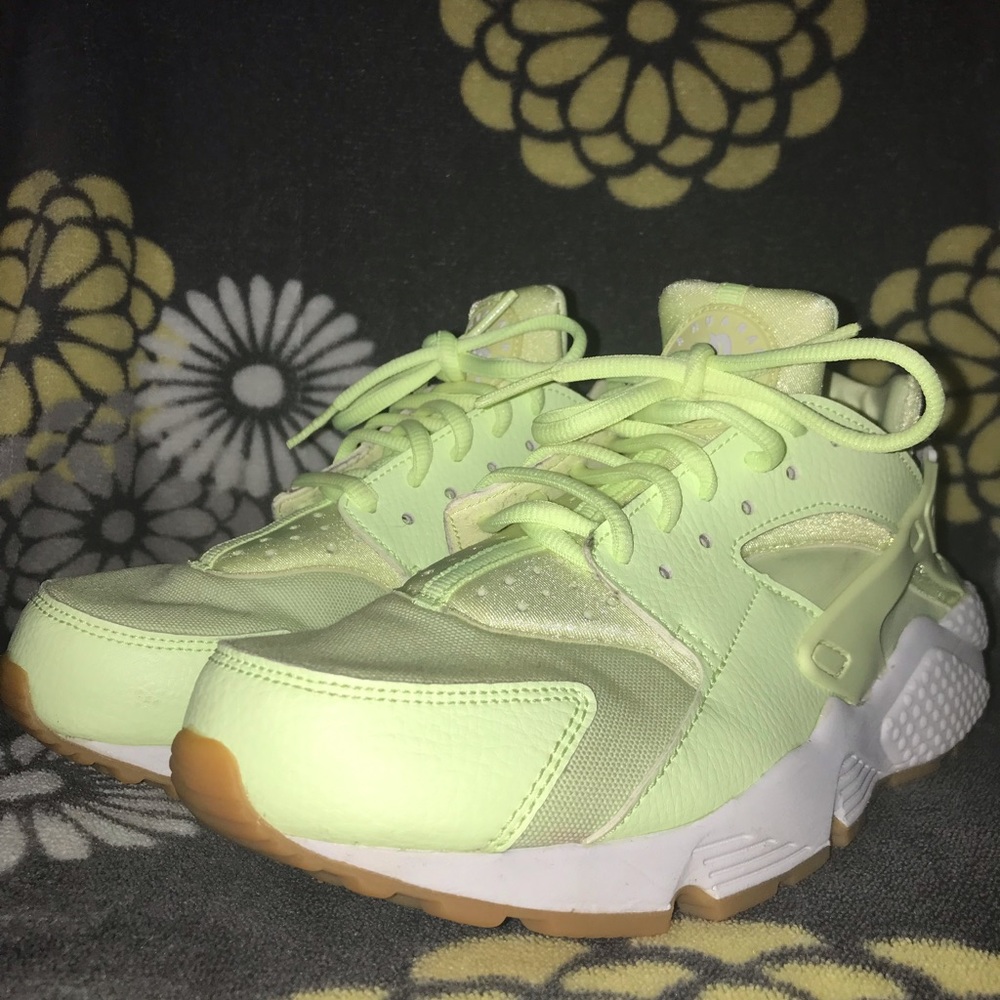 Neon Yellow Huaraches